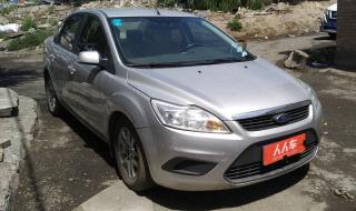 福特福克斯三厢改装